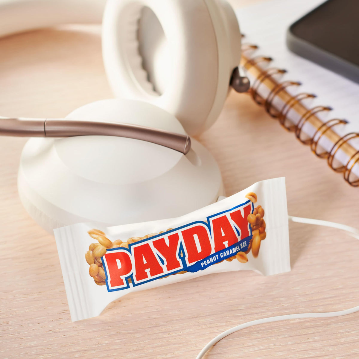 Peanut Caramel Snack Size Candy 30.1 oz B232294